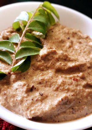 A picture of Peanut chutney.