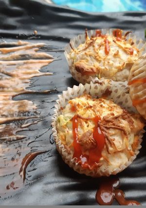 ओट्स पिज्जा मुफ्फीन (oats pizza muffins recipe in hindi) रेसिपी मुख्य फोटो