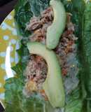 Tacos de lechuga con atún