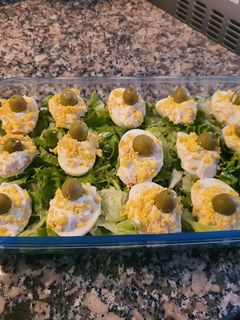 Una foto de Huevos rellenos