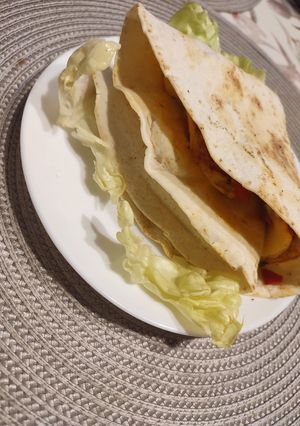 Tojásos tortilla szendvics 🥪 recept fotója