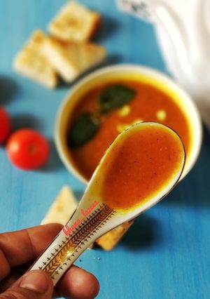 A picture of Tomato soup.