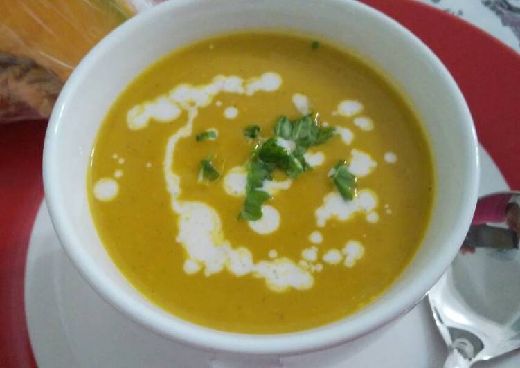 Easiest Way to Prepare Quick Pumpkin and carrot soup