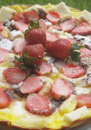 Foto resep Puding Roti Strawberry