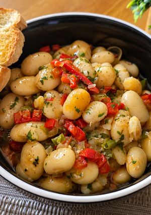 Una foto de Porotos a la española