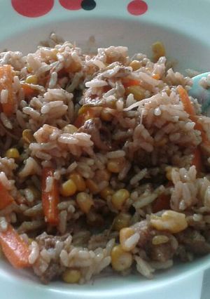 Una foto de Arroz mar y tierra a mi manera