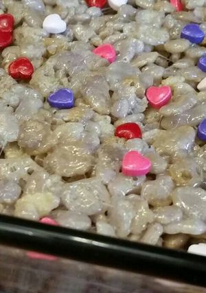 A picture of "Heart You" Rice Krispies.