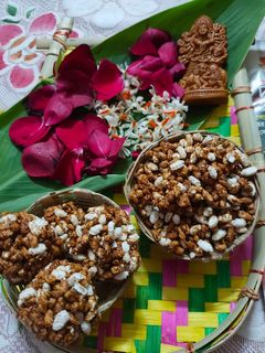 খই এর মোয়া (khoi er moa recipe in Bengali) রেসিপির প্রধান ছবি