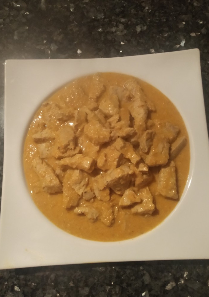 Una foto de Atún al curry