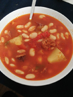 Una foto de Alubias con chorizo