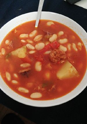 Una foto de Alubias con chorizo
