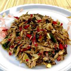A picture of Tongkol suwir kecombrang.