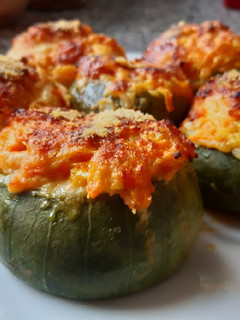 Una foto de Zapallitos rellenos de zanahoria, cebolla y queso🇺🇾