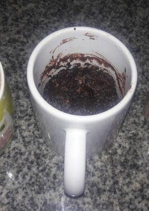 Una foto de Bizcochuelo proteico de avena en taza