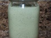 A picture of spicy ranch dressing