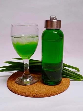 Cara Mudah Membuat Resep Sirup pandan homemade yang  Bikin Ketagihan Anti Ribet, Bisa Manjain Lidah