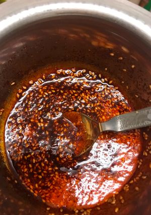 A picture of Spicy  chutney.