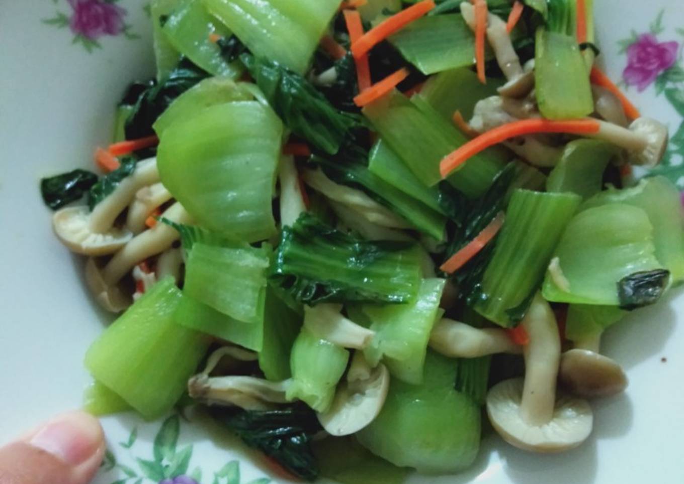 Tumis sawi sendok