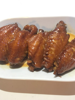 A picture of Sweet soy sauce chicken wings.