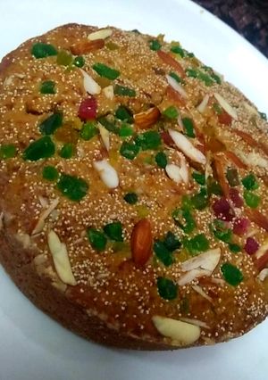 A picture of Gulkand cake.
