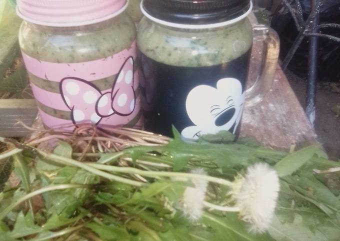 Recipe of Super Quick Homemade Dandelion and Purslane Smoothie