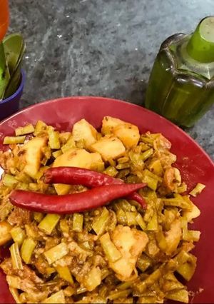 A picture of 3 spices phali aloo.