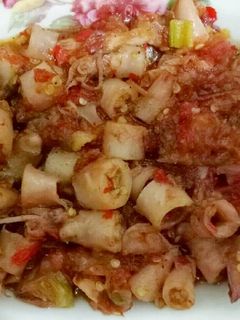 Foto resep Oseng Cumi Asin Mercon