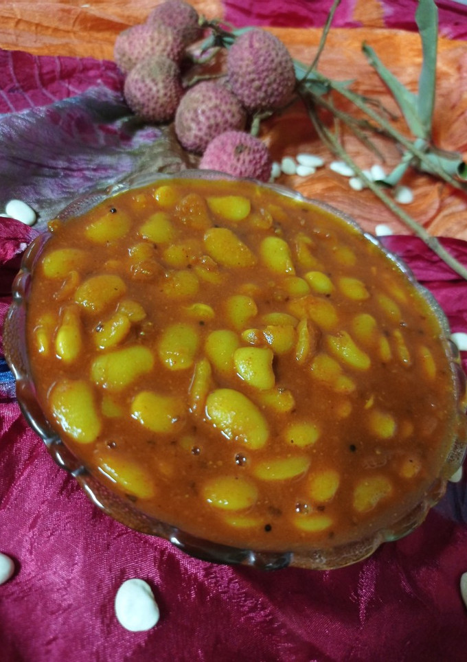 વાલ નું શાક (Val Shak Recipe In Gujarati) રેસીપી મુખ્ય ફોટો