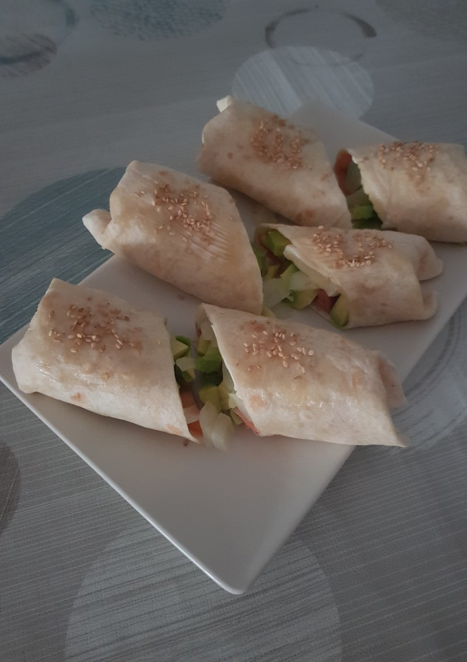 Una foto de Wraps salmón ahumado