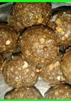 A picture of Churma ladoo.