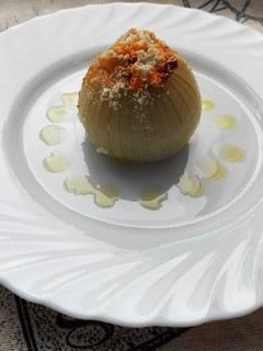 Una foto de Cebolla rellena de chistorra