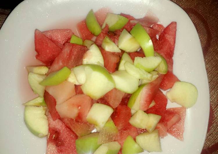 Apple and melon salad