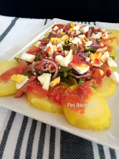 Una foto de Ensalada de patatas y judías
