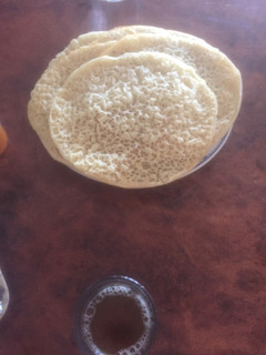 Una foto de Bagrirs (creps marroquíes)