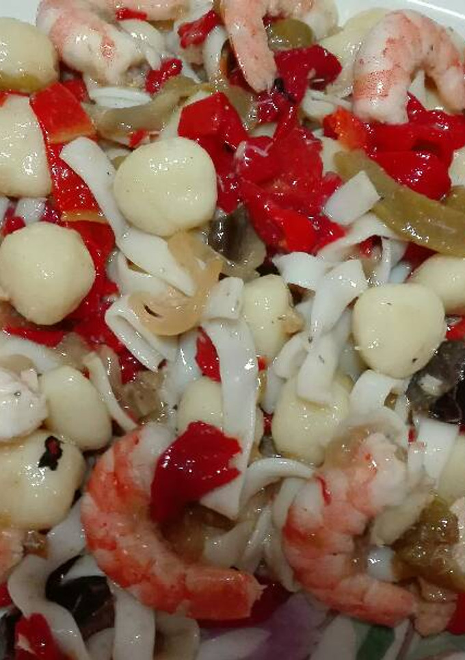 Una foto de Ensalada de ñoquis y tallarimis