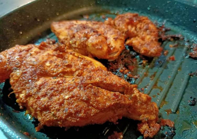 Simple Way to Prepare Homemade Spicy Grilled Chicken