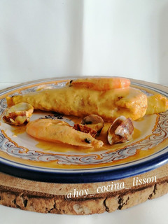 Una foto de Colitas de rape con langostinos y almejas