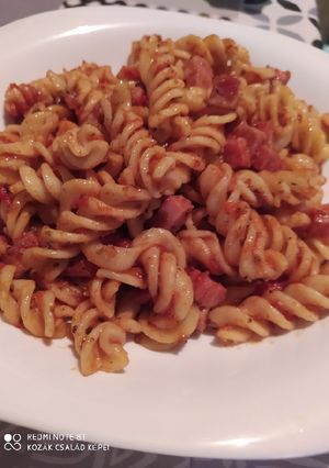 Sonkás tészta recept fotója
