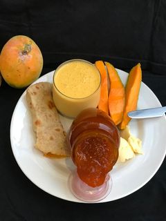 અલ્ફેન્ઝો મેંગો જામ🥭 (Alphonso Mango Jam Recipe In Gujarati) રેસીપી મુખ્ય ફોટો