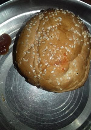 A picture of Fried Tikki Burgers.