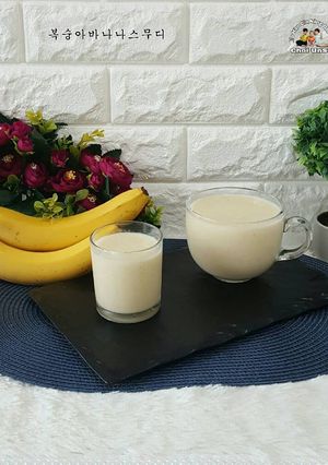 Hình của món Sinh tố chuối đào 복숭아바나나스무디.
