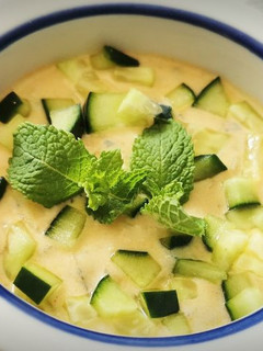 Una foto de Salsa Raita de Pepino de la Cocina Hindú