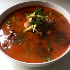 A picture of Desi Chicken shorba.