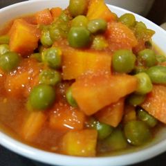Carrots and peas stew A picture of Carrots and peas stew.