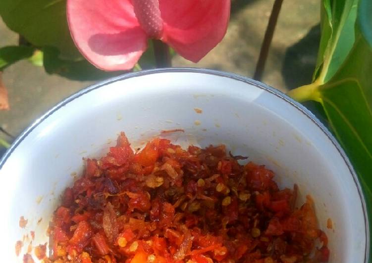 Bagaimana Membuat Sambal bawang merah goreng simple and tasty, Lezat Sekali