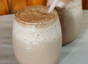 Una foto de 🍫 Frappelatada 🤔 - Chocolatada helada 🤭