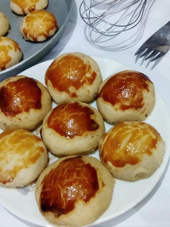 A picture of Nan Khatai (Pateela Baking).