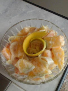 Una foto de Ensalada de mango y tomate de árbol