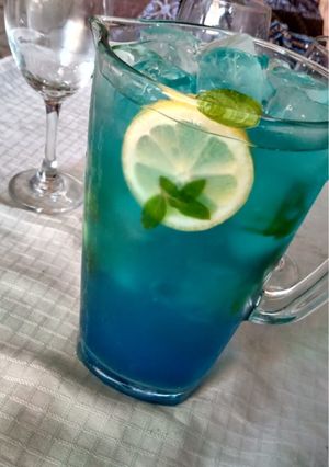 Una foto de Jarra de Litro Mojito con Curaçao