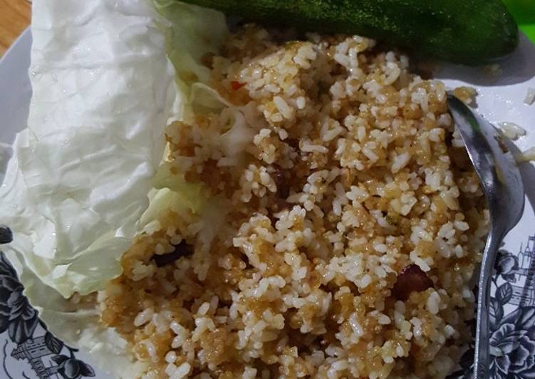 Bagaimana Menyiapkan Nasi goreng tiwul Anti Gagal